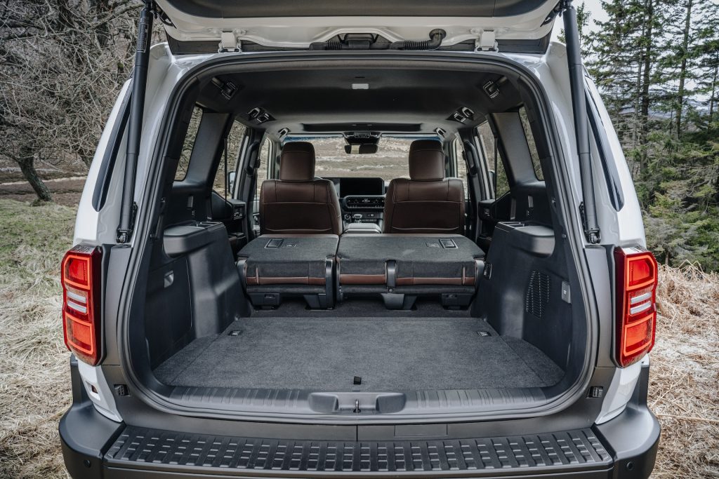 Land Cruiser